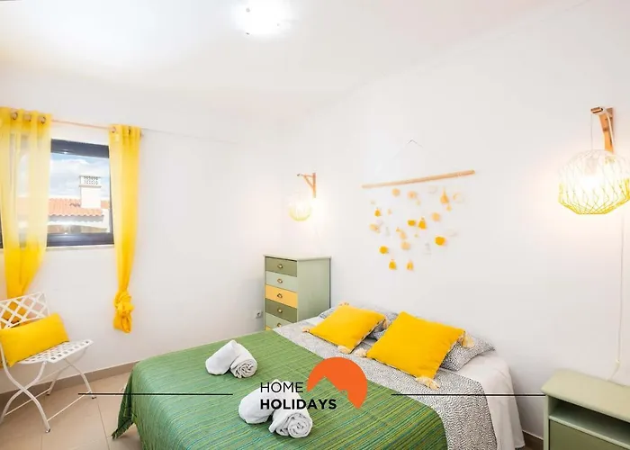 #006 Foxy D By Holidays 아파트