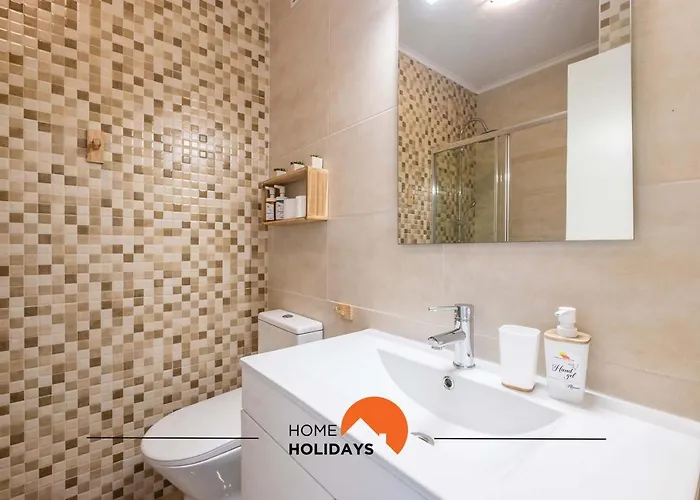 #006 Foxy D By Holidays 아파트