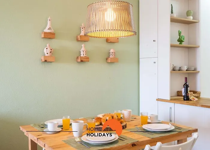 #006 Foxy D By Holidays * 알부페이라